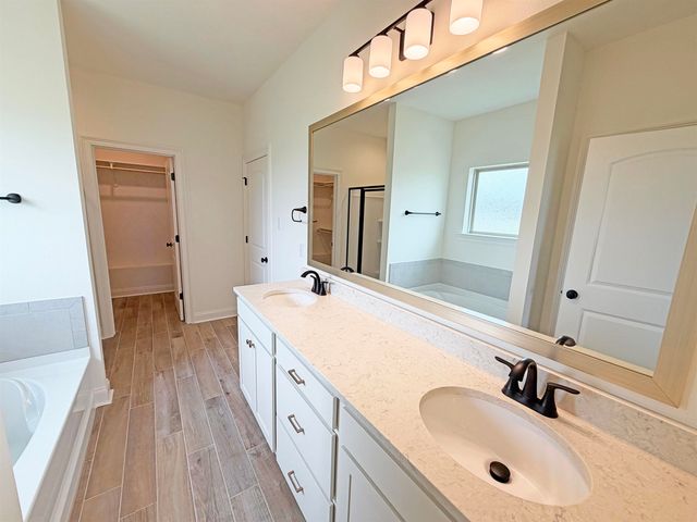 201 Spring Grove Loop, Thibodaux, LA 70301