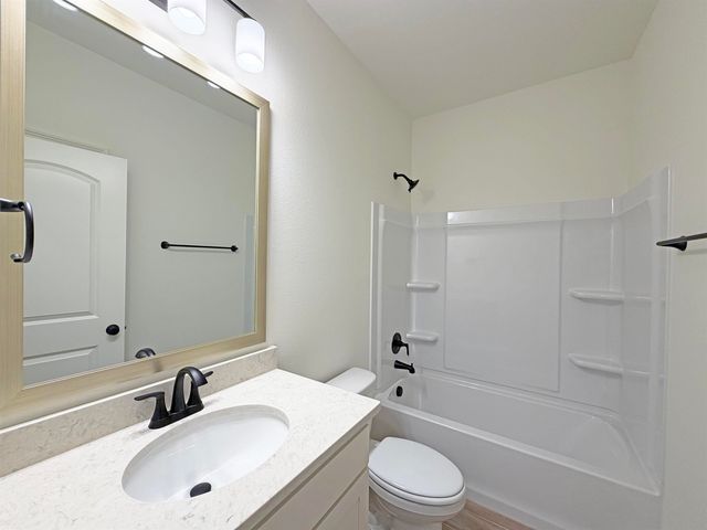 201 Spring Grove Loop, Thibodaux, LA 70301