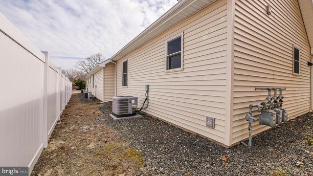 2399 S MAIN RD, Vineland, NJ 08360