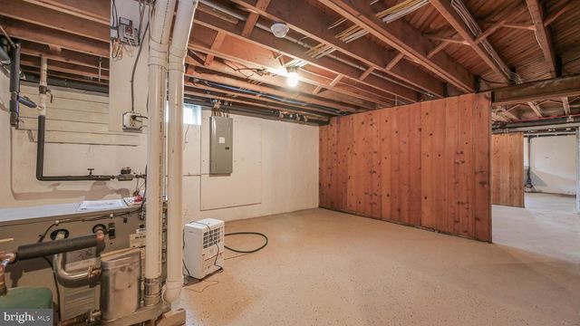 2399 S MAIN RD, Vineland, NJ 08360