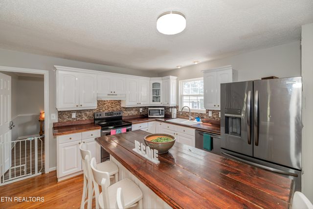 116 Hartford Village Way, Kingston, TN 37763