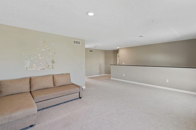 3441 Crimson Stone Drive, Powell, OH 43065