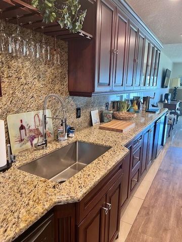 230 N Federal Highway 205, Deerfield Beach, FL 33441