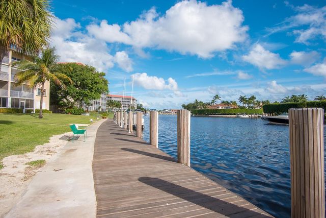 230 N Federal Highway 205, Deerfield Beach, FL 33441