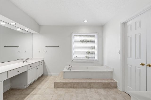 6430 Barwick Lane, Duluth, GA 30097
