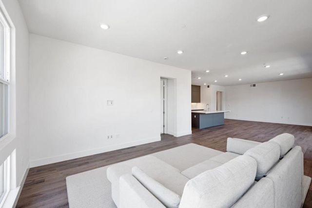 44862 S Grimmer Boulevard 405, Fremont, CA 94538