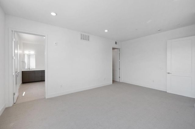 44862 S Grimmer Boulevard 405, Fremont, CA 94538