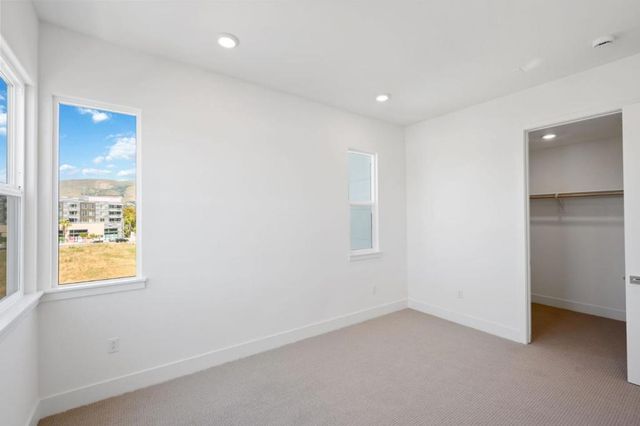 44862 S Grimmer Boulevard 405, Fremont, CA 94538