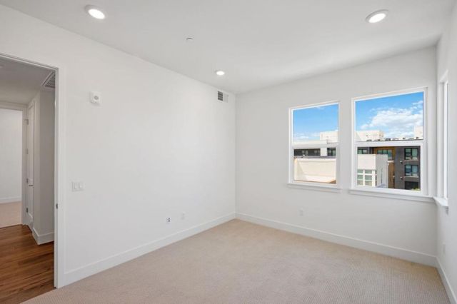 44862 S Grimmer Boulevard 405, Fremont, CA 94538
