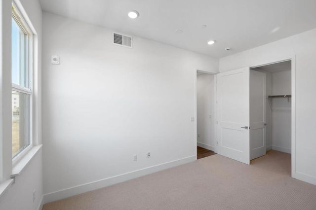 44862 S Grimmer Boulevard 405, Fremont, CA 94538