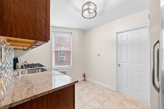67-30 Clyde Street 5B, Forest Hills, NY 11375