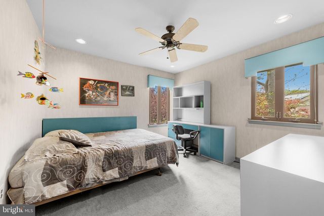 1032 RED OAK DR, Cherry Hill, NJ 08003
