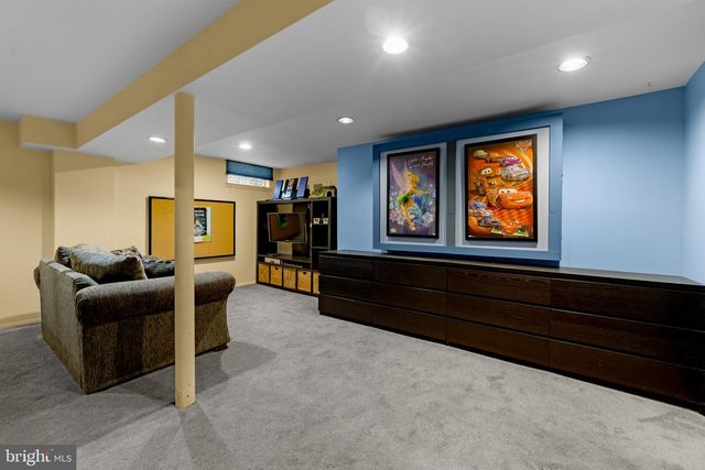 1032 RED OAK DR, Cherry Hill, NJ 08003