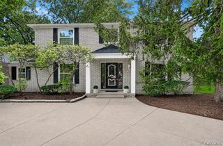 4855 Thorntree Drive, West Bloomfield, MI 48322