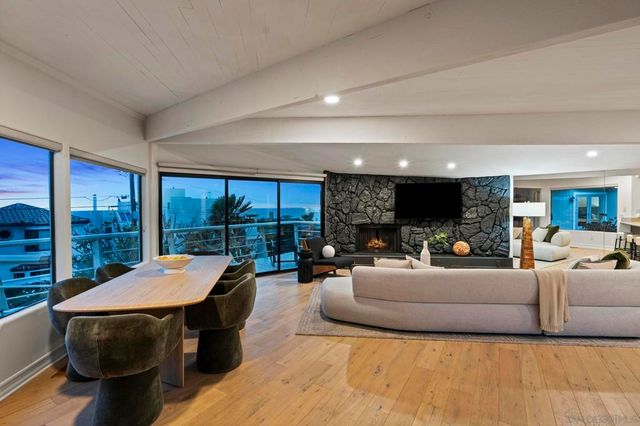 5567 Calumet Ave, La Jolla, CA 92037