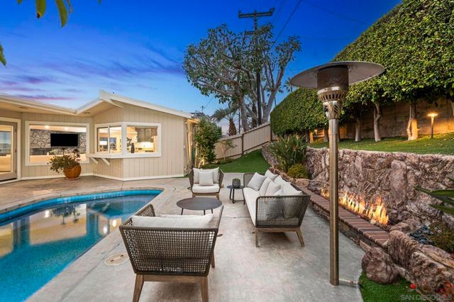 5567 Calumet Ave, La Jolla, CA 92037