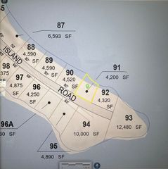 40 Treasure Island Rd, Plainville, MA 02762