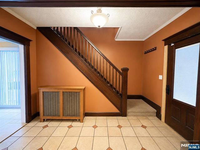 72 Rosedale Avenue, Elmwood Park, NJ 07407