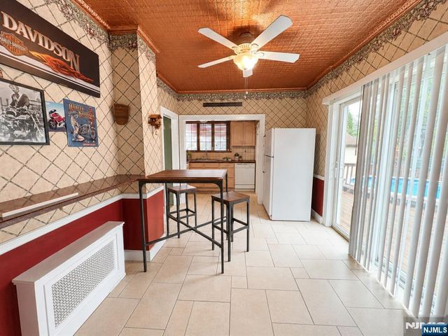 72 Rosedale Avenue, Elmwood Park, NJ 07407