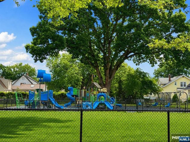 72 Rosedale Avenue, Elmwood Park, NJ 07407