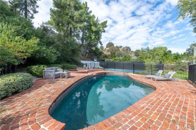 17153 Adlon Road, Encino, CA 91436
