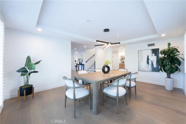 17153 Adlon Road, Encino, CA 91436