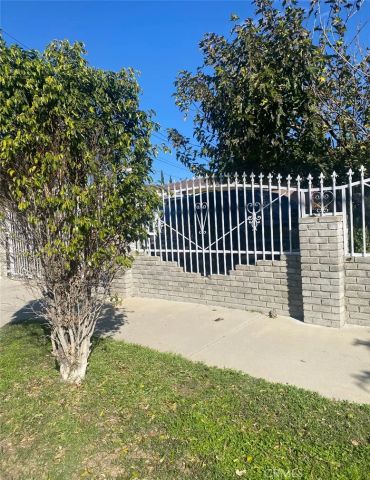 10246 Haddon, Pacoima, CA 91331