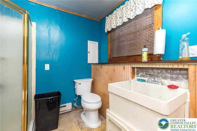 2152 Amlisa Road, Moore Twp, PA 18064