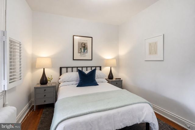 3306 CATHEDRAL AVE NW, Washington, DC 20008
