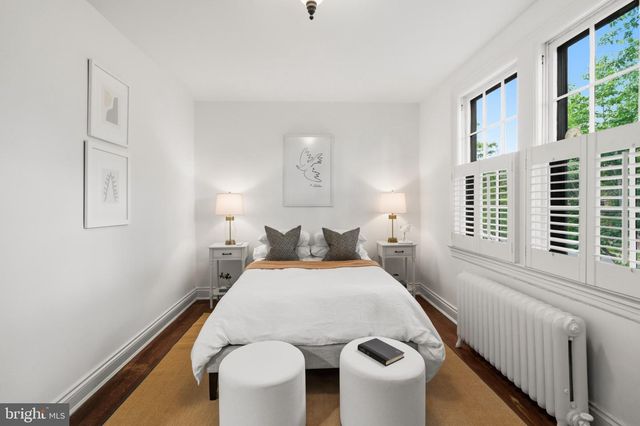 3306 CATHEDRAL AVE NW, Washington, DC 20008