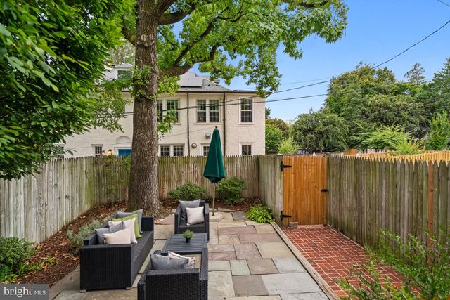 3306 CATHEDRAL AVE NW, Washington, DC 20008