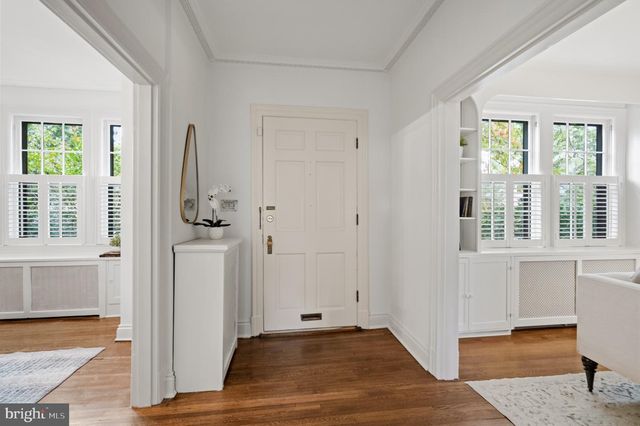 3306 CATHEDRAL AVE NW, Washington, DC 20008