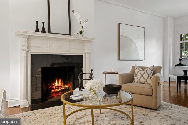 3306 CATHEDRAL AVE NW, Washington, DC 20008