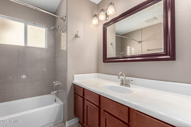 502 E Topeka Drive, Phoenix, AZ 85024