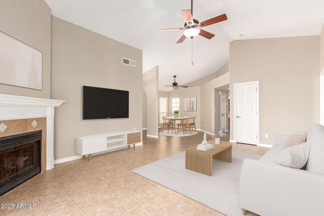 502 E Topeka Drive, Phoenix, AZ 85024