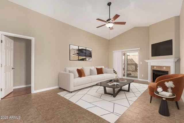 502 E Topeka Drive, Phoenix, AZ 85024