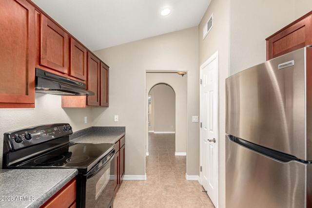 502 E Topeka Drive, Phoenix, AZ 85024