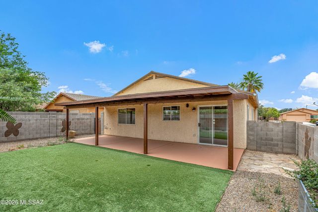 6078 N Raspberry Court, Tucson, AZ 85741