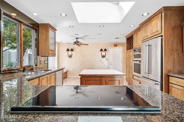 7232 E SOLANO Drive, Scottsdale, AZ 85250