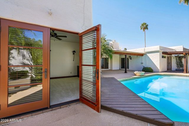 7232 E SOLANO Drive, Scottsdale, AZ 85250