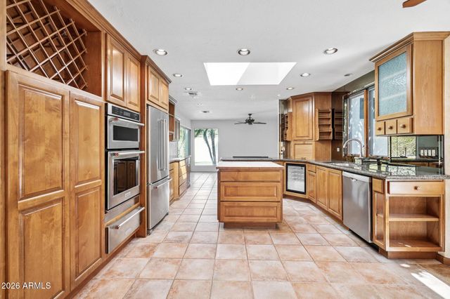 7232 E SOLANO Drive, Scottsdale, AZ 85250