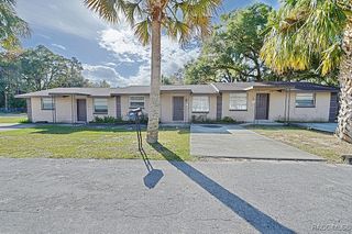 1154 NE 1st Street, Crystal River, FL 34429