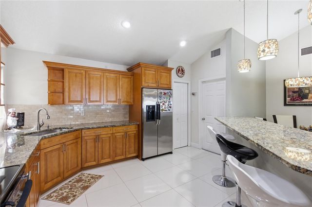 11914 SUGAR TREE DRIVE, Tampa, FL 33625