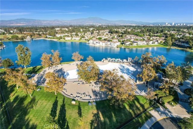 48 Wetstone, Irvine, CA 92604