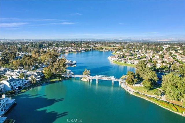 48 Wetstone, Irvine, CA 92604