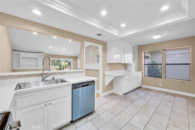 48 Wetstone, Irvine, CA 92604