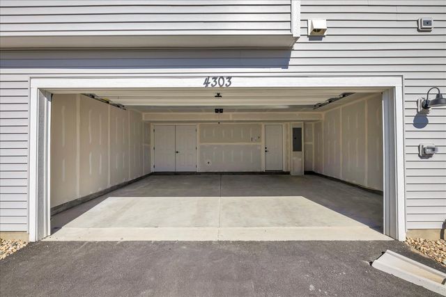 4303 Chelsea Manor Circle 0, Aurora, IL 60504