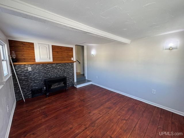 713 Iron Street, Norway, MI 49870