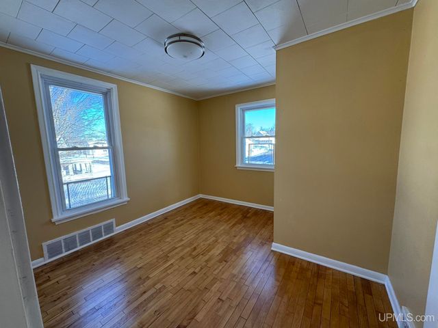 713 Iron Street, Norway, MI 49870