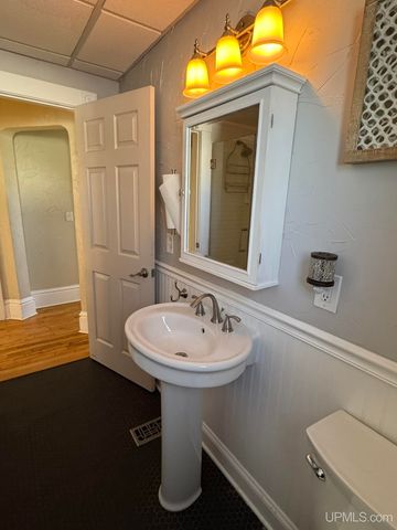 713 Iron Street, Norway, MI 49870